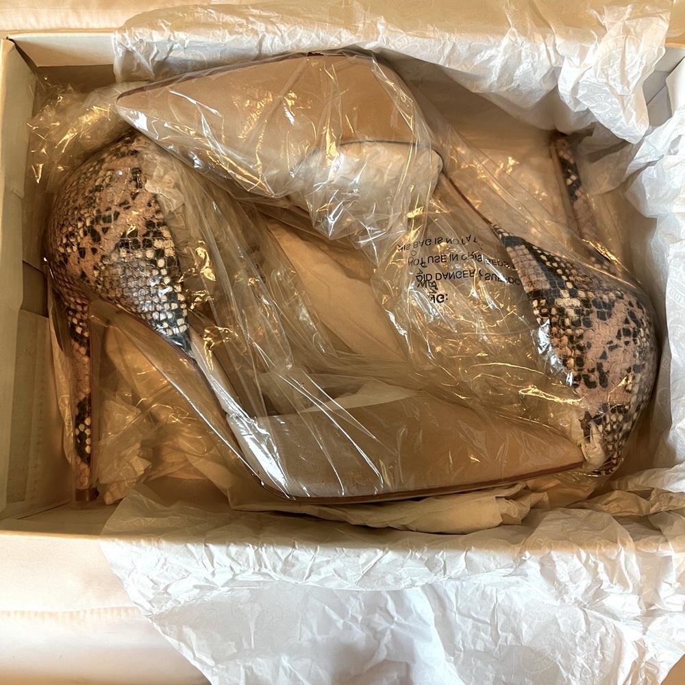 High heel shoes